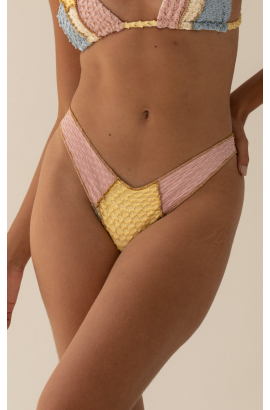 SUNSHINE CALCINHA SEMI ASA DELTA