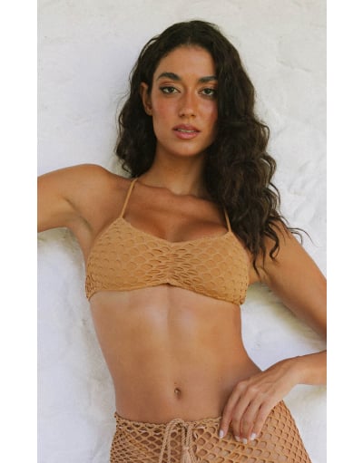 GRINGA TERRA CROPPED