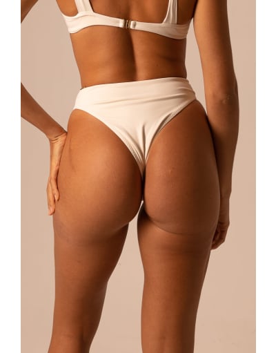 BELLA OFF WHITE CALCINHA SEMI HOT PANT